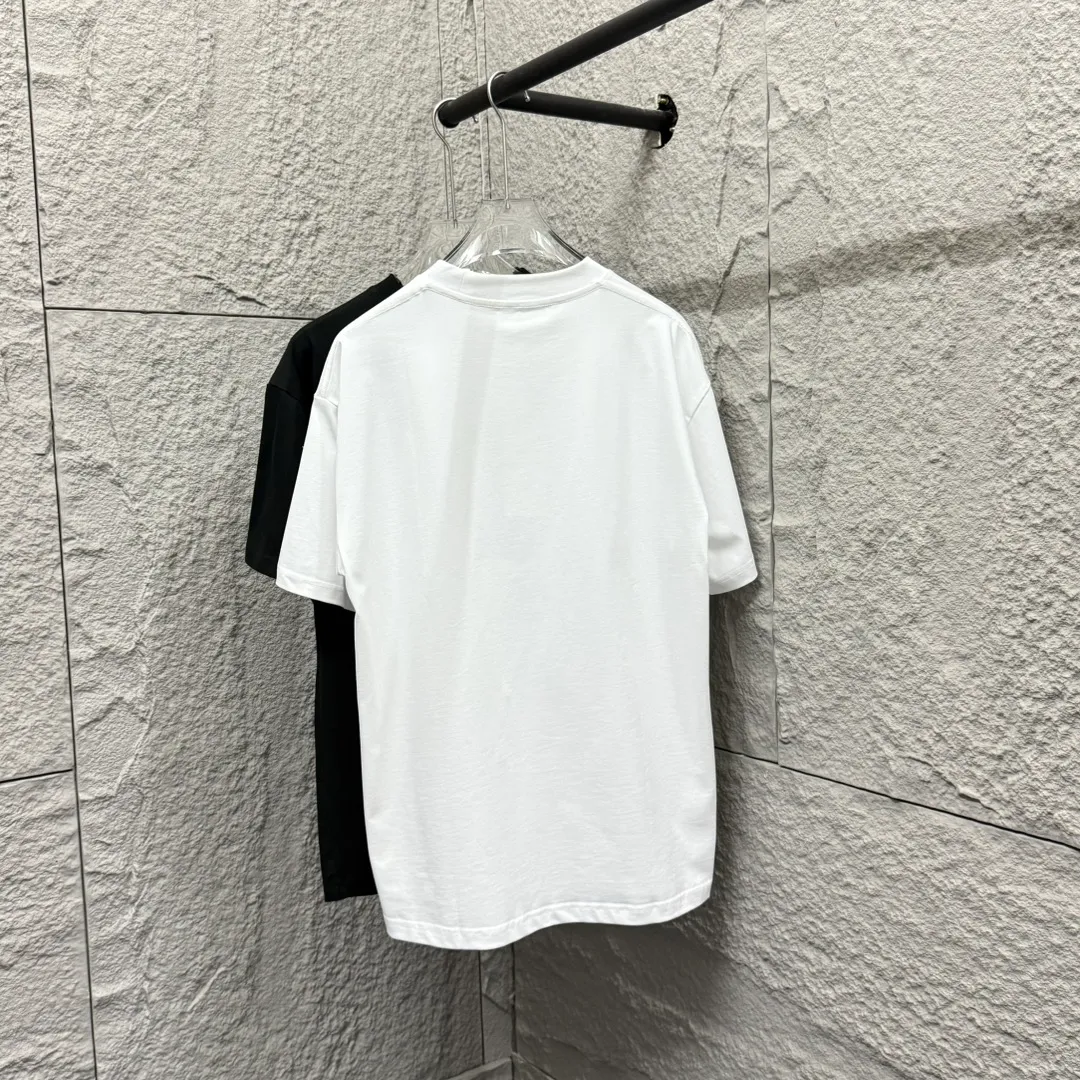 MM 6 *2025 New Arrival T 300 Same Style ：Black White Size： S （90-130 ） M （120-150 ） L （140-165 ） XL （160-180 ） XXL （180-210 ）